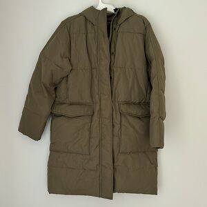 Everlane ReNew Puffer Jacket in Khaki Olive Size Small
